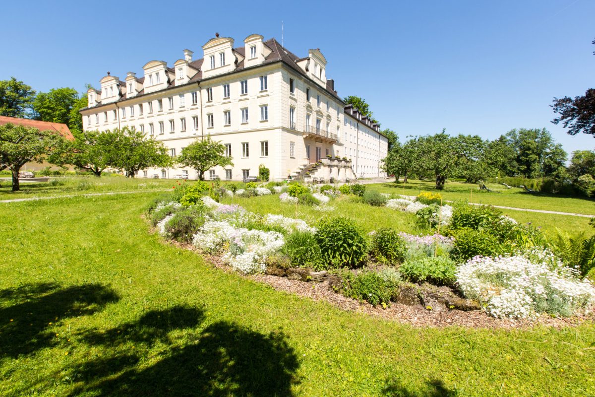 Bildungshaus_Bernried_191_m gr Garten