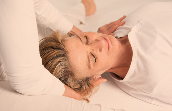 Yoga-Therapie-Kurs-finden_1843-700